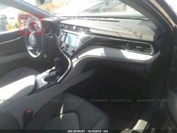 تۆیۆتا کامری